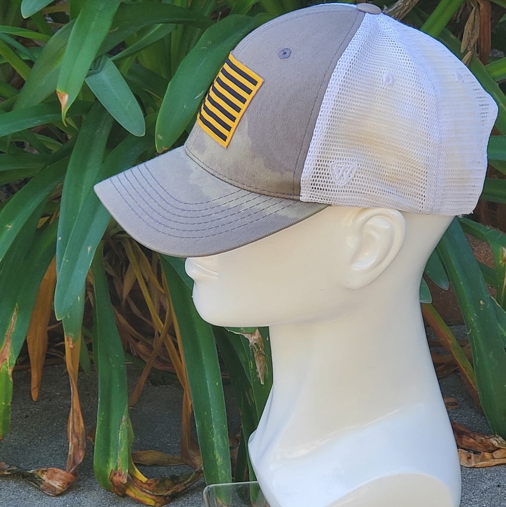 Cal Hat - Picture 3 of 6